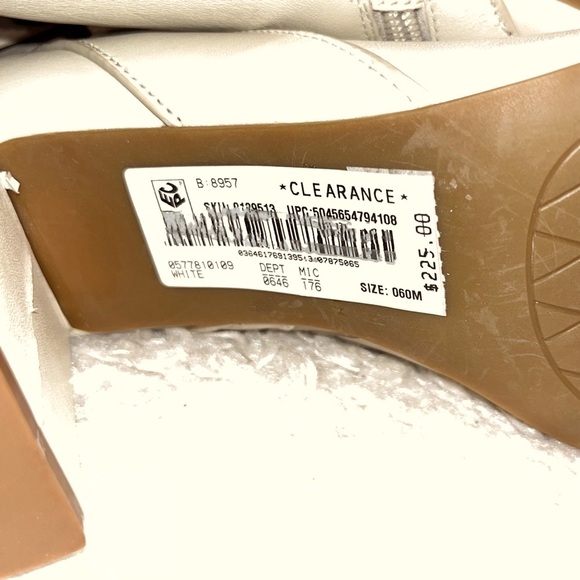 Kurt Geiger London Leather Buckle Eagle Head Ankle Booties - Picture 15 of 15